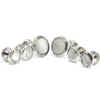 Engraved Border Pearl Stud Set