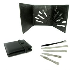 Collar Stays in Leather Pack